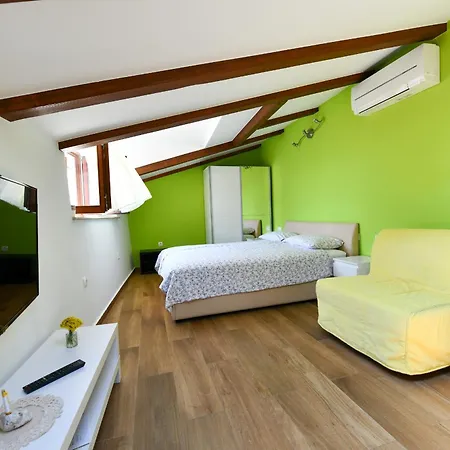 Apartment Dolores Old Town *