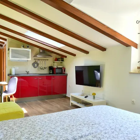 Dolores Old Town Apartment *